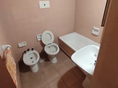 Departamento en Alquiler en Colegiales, $ 460.000