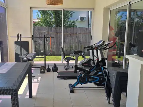 Sargento Cabral  al 5600