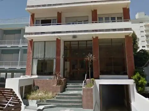 Calle 3 2200, Piso 2