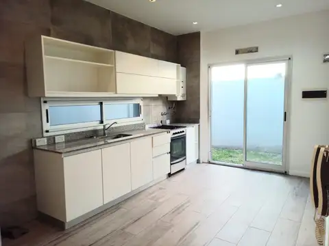 PH 3 AMBIENTES SIN EXPENSAS IMPECABLE