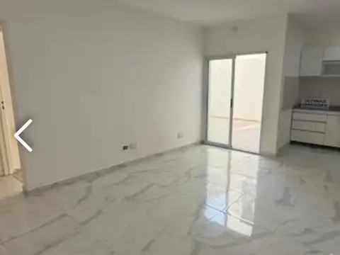 Martínez Castro 700