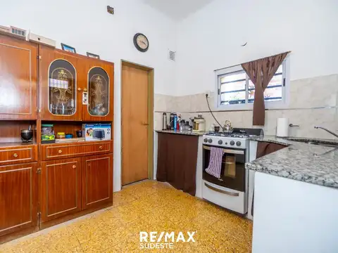 Casa 3 ambientes con 1 baño