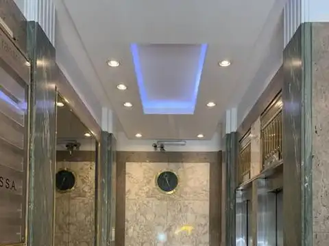 Oficina en Alquiler 60 años