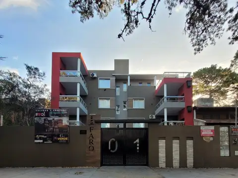 Avenida Bartolomé Mitre 2900, Piso pb