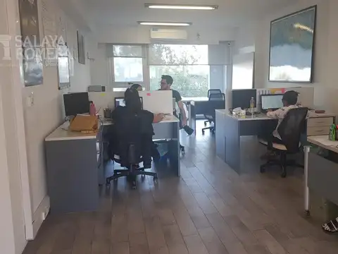 Oficina en Venta en Olivos Vias/Rio, USD 390.000