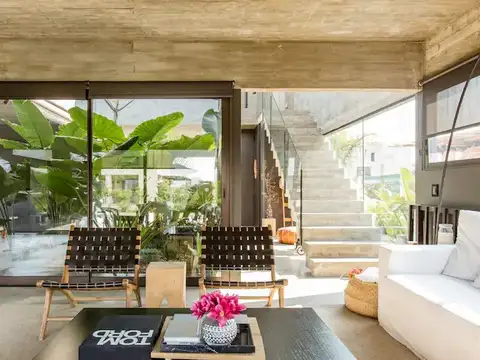 Casa en Alquiler Temporal con 1 cochera