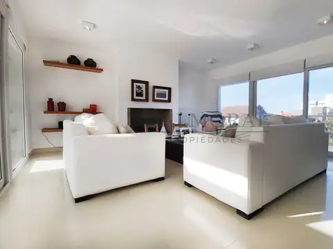 Casa en Alquiler Temporal en Pinamar, USD 0