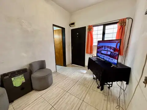 Depto Tipo Casa en Venta en Ciudadela, USD 60.000