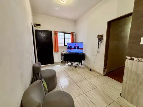 Depto Tipo Casa 4 ambientes con 1 baño