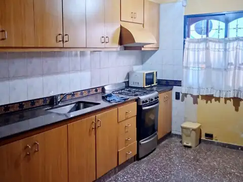 ESCALABRINI ORTIZ 900