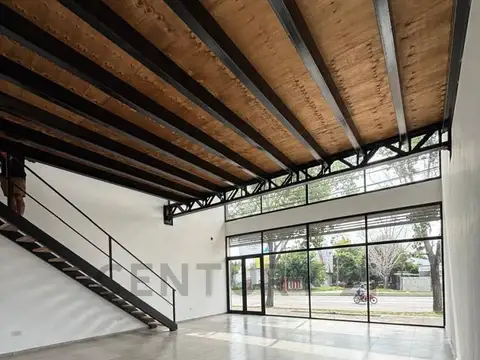 Local en Venta 1 año