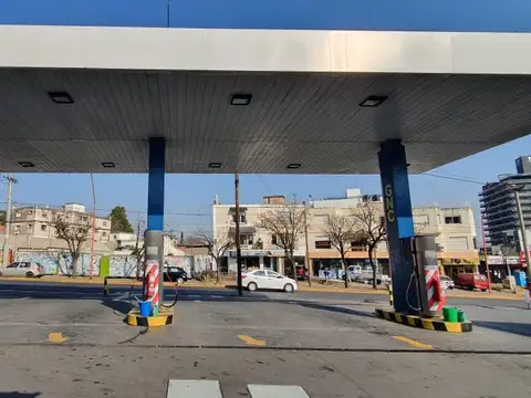 SE VENDE ESTACION DE GAS MAS TERRENO