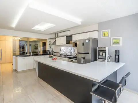 Depto Tipo Casa en Venta de 4 ambientes