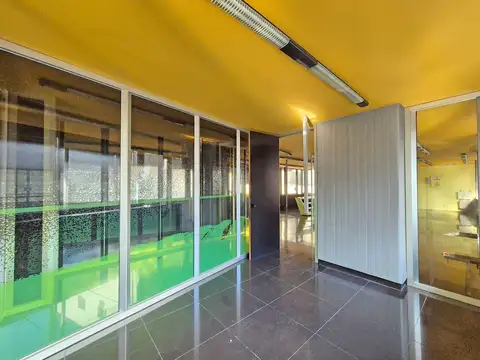 VENTA OFICINA GALERIA JARDÍN 147 METROS CUADRADOS