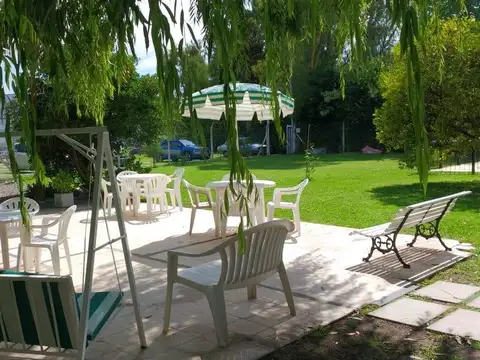 COMPLEJO DE CABAÑAS EN BARRIO PARQUE GIRADO CHASCOMÚS