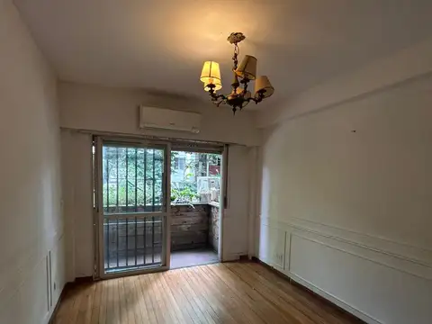 Diego Palma 400, Piso 1