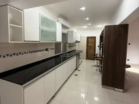 OPENHOUSE vende hermosa casa en Barrio Dalvian