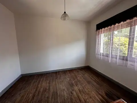 VENTA CASA 4AMB A REFACCIONAR. VILLA SANTA RITA