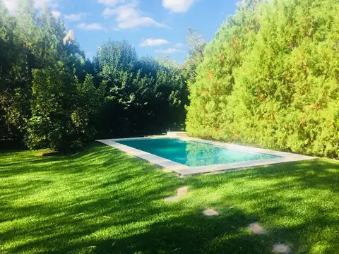 Casa 6 ambientes con 3 baños