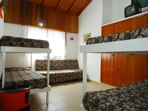Casa en Venta con 26 cocheras