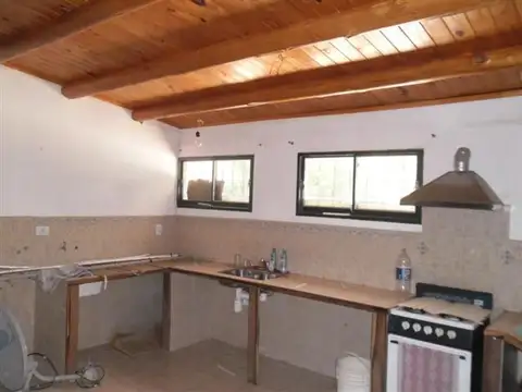 Casa 3 ambientes con 1 baño