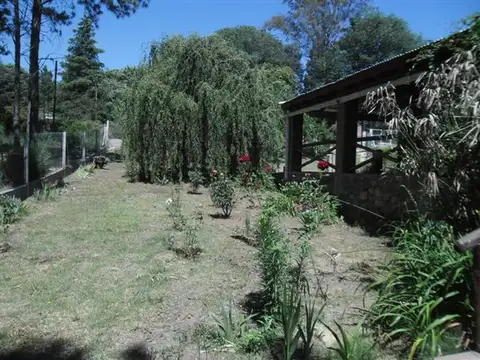Casa con buen terreno cercana al río. Potrero de Garay - Cba