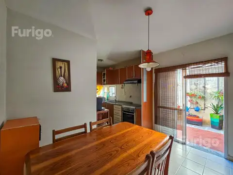 Departamento 2 dormitorios con 2 baños de pasillo