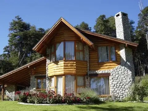 Venta Cabaña 2 dorm c/ cochera, Puerto Manzano,  Villa La Angostura