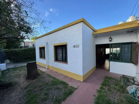 CASA 3 AMB CON COCHERA - MUÑIZ