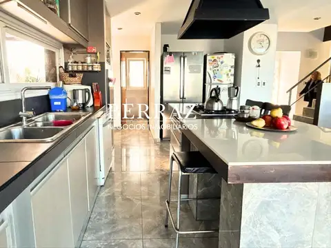 Casa en Venta en El Cantón - Barrio Puerto, USD 333.000