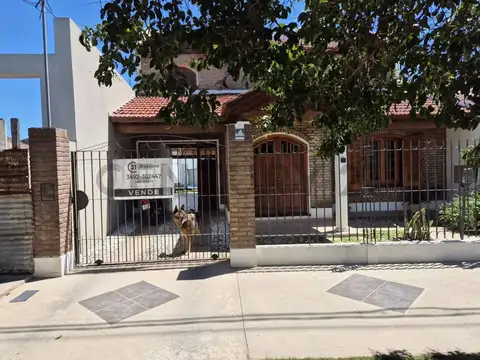 Luis Fanti 800, Piso 0