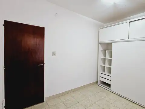 Depto Tipo Casa 2 ambientes con 1 baño