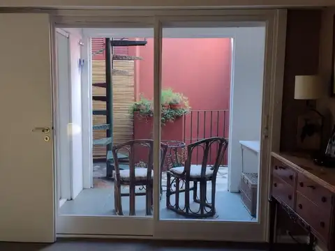 VENTA CASA 4 AMBIENTES CASTELAR