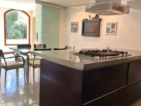 Casa en Venta de 5 dormitorios