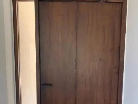 Casa 7 ambientes con 6 baños