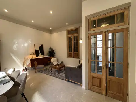 Casa 5 ambientes con 3 baños