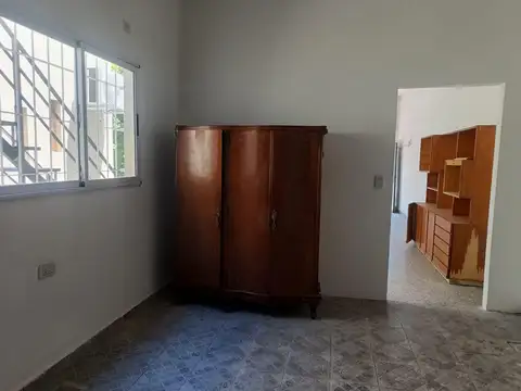 Depto Tipo Casa en Alquiler en Aldo Bonzi, $ 420.000