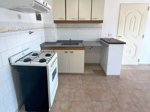 ALQUILER MONOAMBIENTE EN GENERAL SAN MARTIN