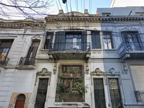 Depto Tipo Casa en Venta de 5 dormitorios