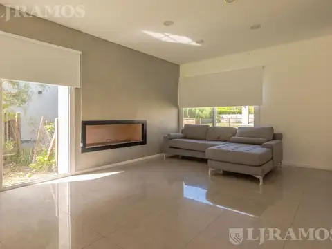 Casa en Alquiler al Noroeste