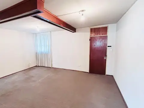 San Lorenzo 1035 , Piso 8