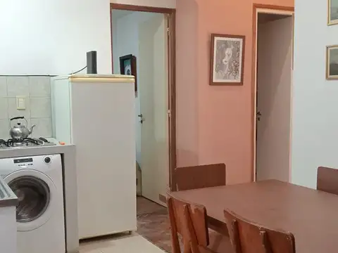 Depto Tipo Casa en Venta en Monserrat, USD 120.000