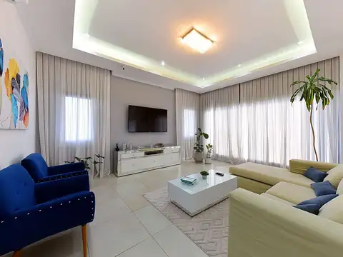 VENTA CASA TERRAVISTA 6 AMB CON PILETA, FINANCIA