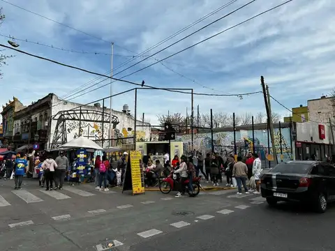 EXCELENTE TERRENO A METROS DE CAMINITO Y CIRCUITO TURISTICO LA BOCA