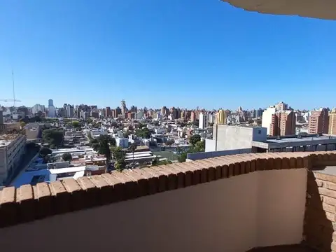 VENTA LUMINOSO DEPTO 3 DORM BARRIO GUEMES