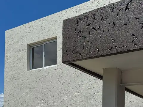 CASA EN VENTA 3 DORM EN HOUSIN LOS ALGARROBOS, VILLA ALLENDE