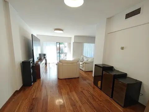 Departamento 5 ambientes con 4 baños