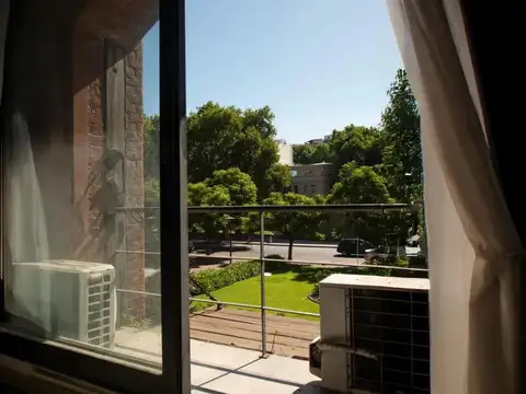 Av. Alicia Moreau De Justo 1800, Piso 1