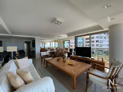 Departamento en Alquiler Temporal en Playa Brava, USD 17.000