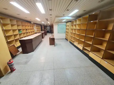 Local en Alquiler en Monserrat, USD 2.800